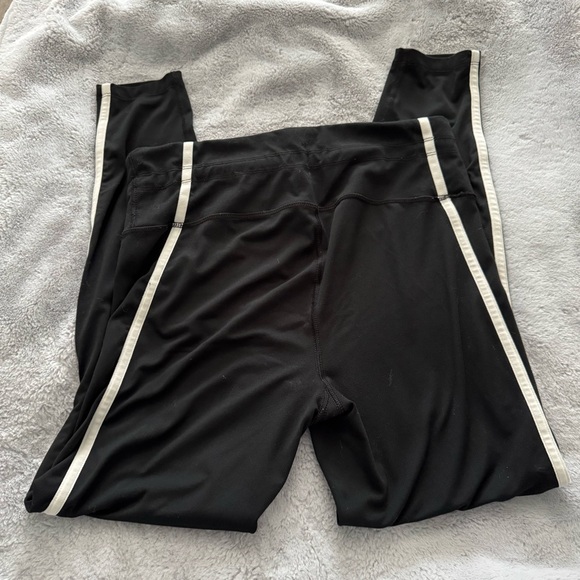 Black Women's Athletic  All In Motion Size Large leggings - Picture 1 of 7